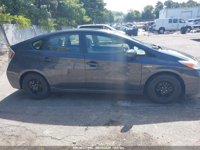 Toyota Prius Three 2015 JTDKN3DU4F0450395 Image 13