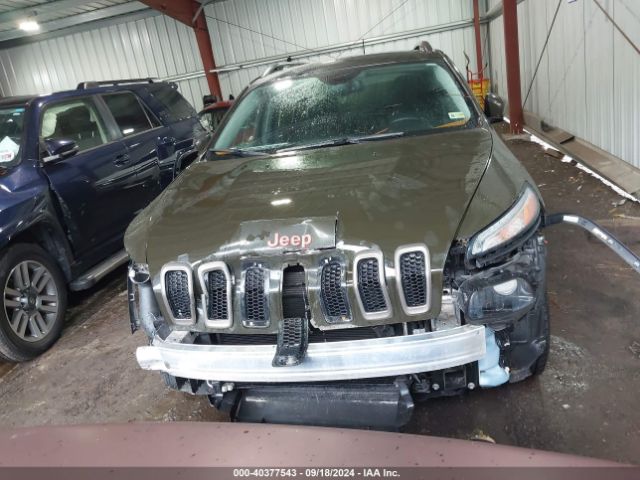 1C4PJMCS2GW326583 Jeep Cherokee 75th Anniversary