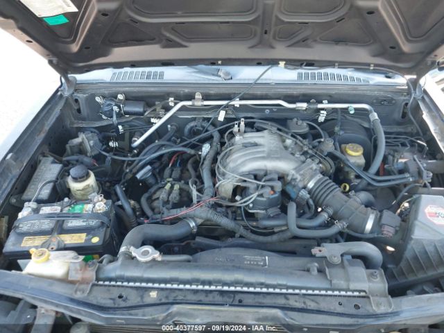 2003 NISSAN FRONTIER 2WD 1N6ED27T63C400490 Photo 9