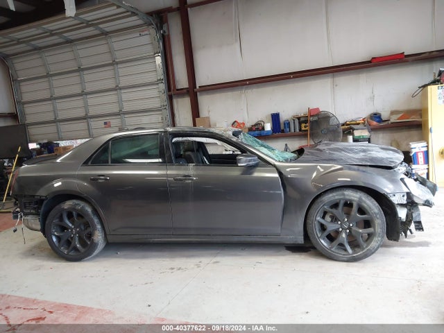 Chrysler 300 S 2022 2C3CCABT9NH124549 Image 13