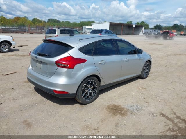 1FADP3M2XHL338046 Ford FOCUS SEL