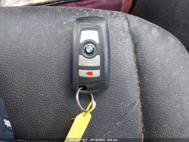 WBA8E1G5XJNU92808 BMW 320i
