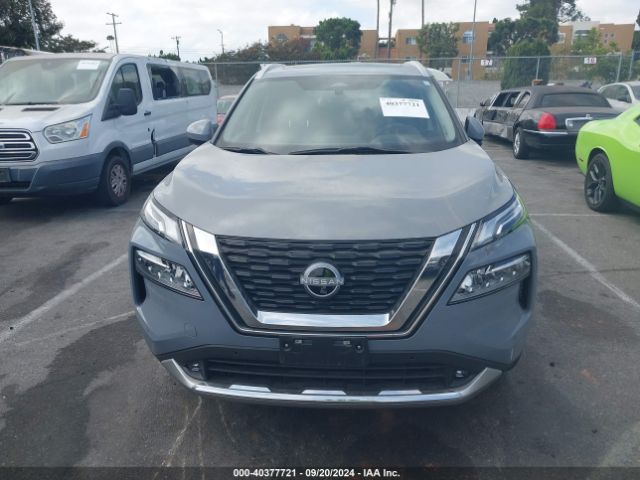 JN8BT3DC0NW118824 Nissan Rogue Platinum Fwd