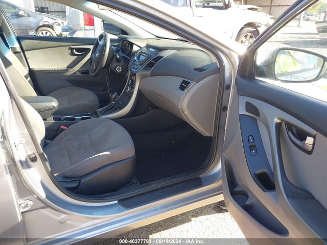Hyundai ELANTRA SE 2016 5NPDH4AE3GH704203 Image 5