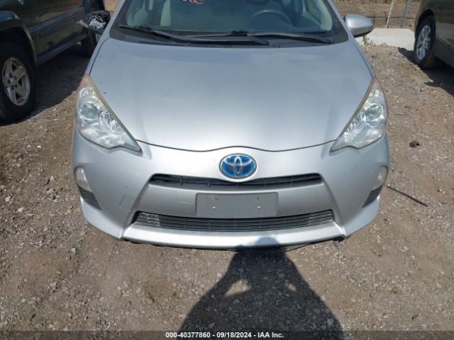 JTDKDTB37E1072031 Toyota Prius C One