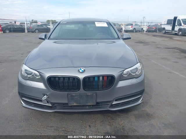 BMW 528i Xdrive 2014 WBA5A7C52ED613558 Image 12