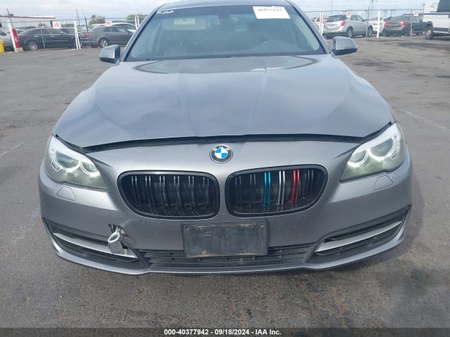 BMW 528i Xdrive 2014 WBA5A7C52ED613558 Image 6