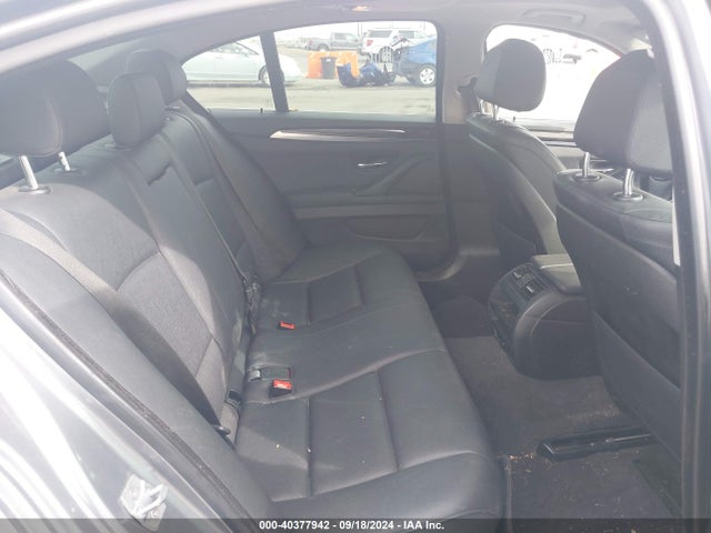 BMW 528i Xdrive 2014 WBA5A7C52ED613558 Image 8