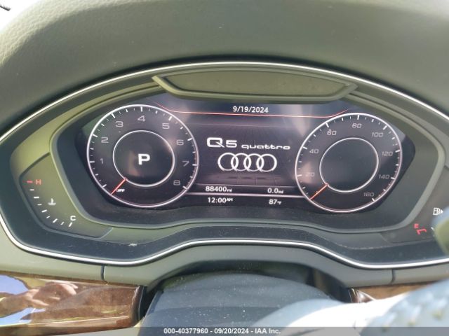 WA1BNAFY0J2010749 Audi Q5 2.0t Premium/2.0t Tech Premium