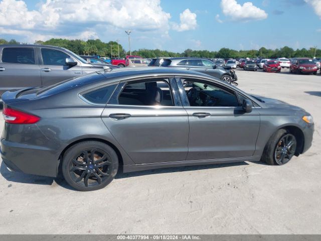 3FA6P0HD5LR247411 Ford FUSION SE