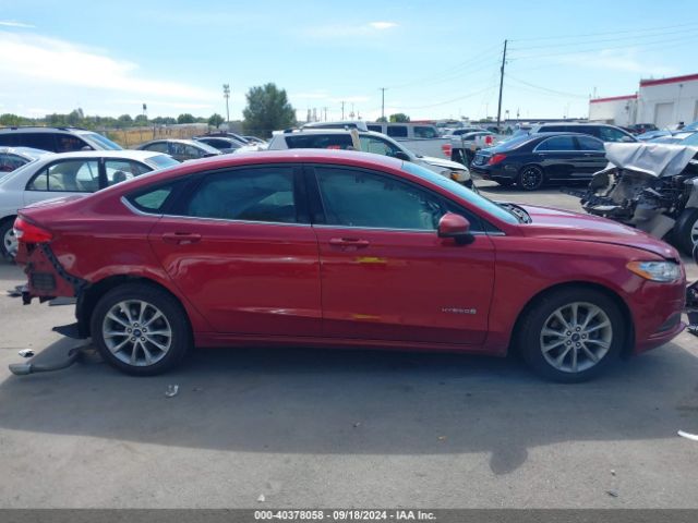 3FA6P0LU7HR279839 Ford Fusion Hybrid Se
