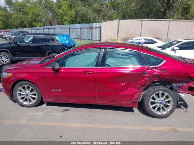 3FA6P0LU7HR279839 Ford Fusion Hybrid Se