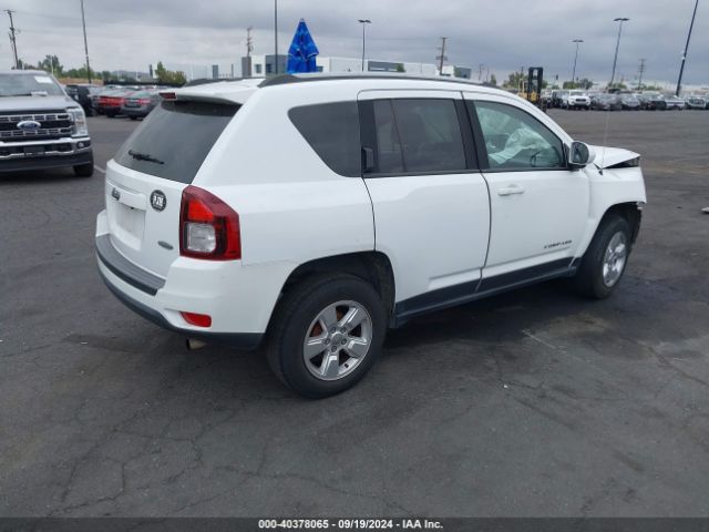 1C4NJCEA9GD666427 Jeep Compass Latitude