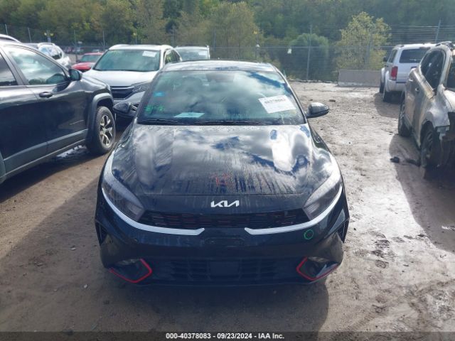 3KPF54AD7PE670697 KIA Forte Gt-line
