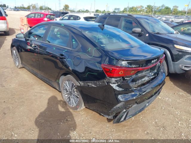 3KPF54AD7PE670697 KIA Forte Gt-line