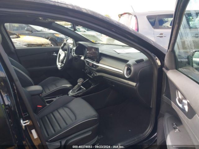 3KPF54AD7PE670697 KIA Forte Gt-line