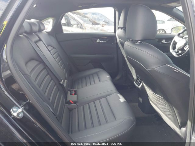 3KPF54AD7PE670697 KIA Forte Gt-line
