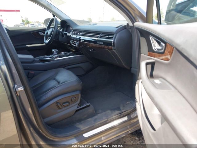 WA1LAAF71HD025332 Audi Q7 3.0t Premium