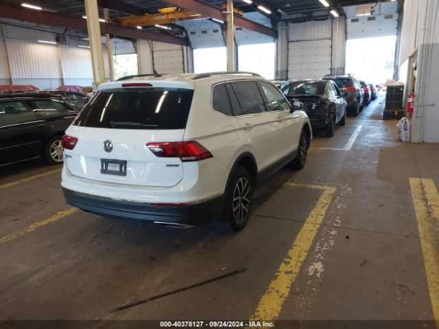 3VV2B7AX4MM142346 Volkswagen Tiguan 2.0t Se/2.0t Se R-line Black/2.0t Sel