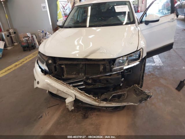 3VV2B7AX4MM142346 Volkswagen Tiguan 2.0t Se/2.0t Se R-line Black/2.0t Sel