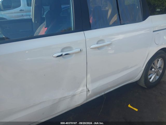 KNDMB5C12F6018342 KIA SEDONA LX