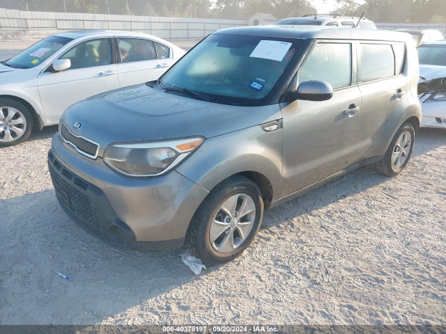 KIA Soul 2014 KNDJN2A2XE7065065 Image 2