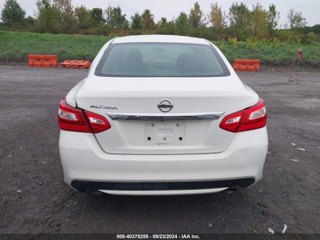 Nissan Altima 2.5 S 2017 1N4AL3AP8HC482788 Image 16