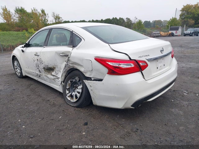 Nissan Altima 2.5 S 2017 1N4AL3AP8HC482788 Image 3