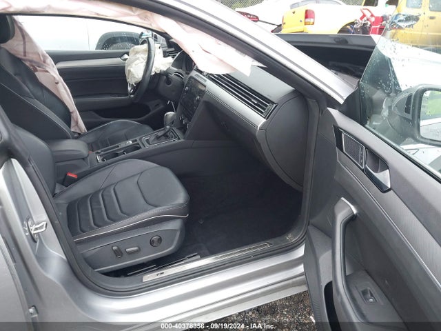 WVWHR7AN9KE031510 Volkswagen Arteon 2.0t Sel R-line