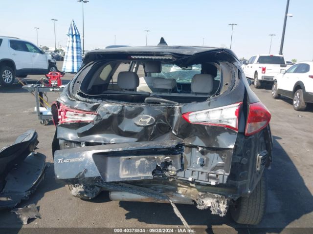 KM8J33A41JU708388 Hyundai TUCSON SEL