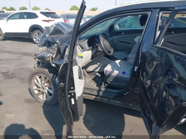 KM8J33A41JU708388 Hyundai TUCSON SEL