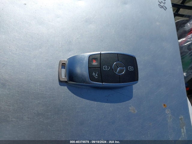 W1KWF8DB2MR613652 Mercedes-Benz C 300 Sedan