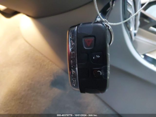 SAJAJ4FNXJCP33105 Jaguar Xe 20d Premium