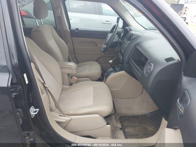 1C4NJPBA7ED698530 Jeep Patriot Sport