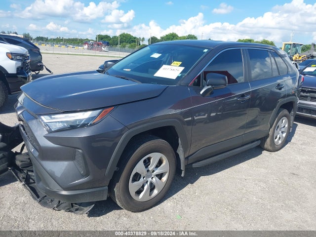 Toyota RAV4 LE 2023 2T3H1RFVXPW278904 Image 2