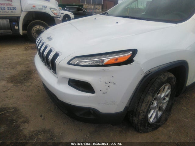 Jeep Cherokee Latitude 2015 1C4PJLCB3FW761217 Image 6