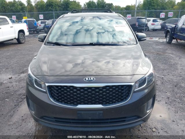 KNDMB5C10G6172517 KIA SEDONA LX