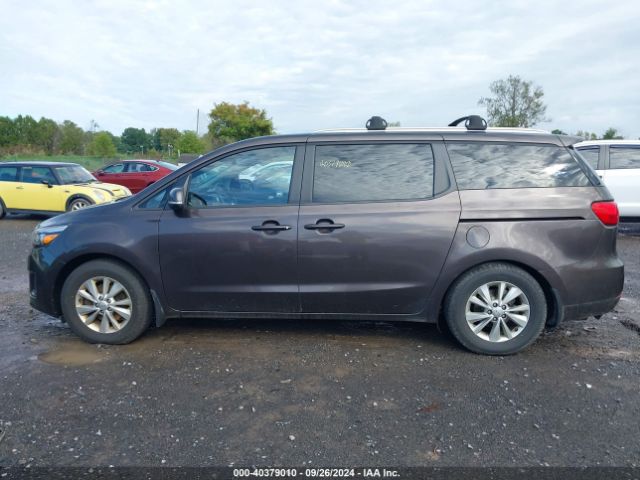 KNDMB5C10G6172517 KIA SEDONA LX