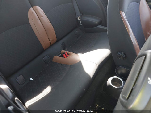 2011 MINI COOPER S WMWSV3C55BTY14937 Photo 7