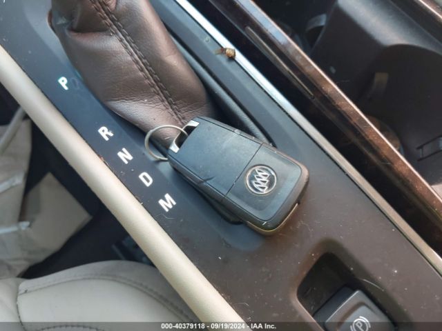 1G4GB5G39GF110005 Buick Lacrosse Leather