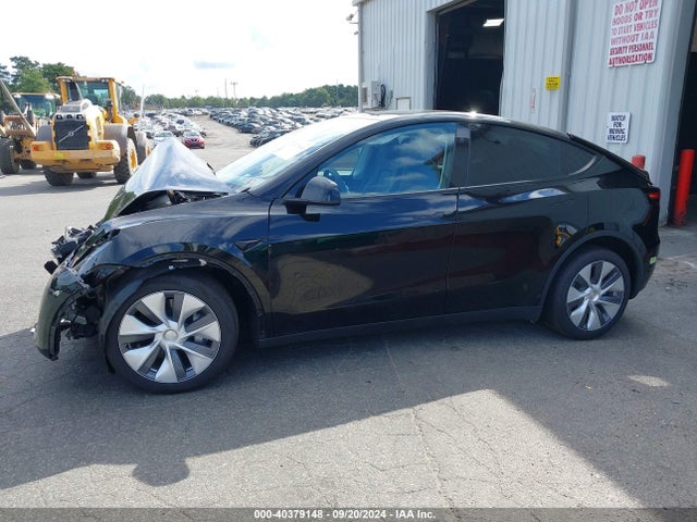 2023 TESLA MODEL Y 7SAYGDEE2PA185156 Photo 1