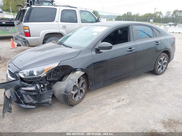 KIA Forte Lxs 2019 3KPF24AD4KE086288 Image 2
