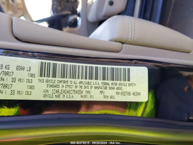 1C4RJEAGXKC754554 Jeep Grand Cherokee Laredo E 4x2