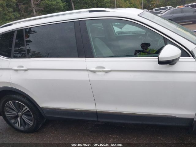 3VV2B7AXXJM084254 Volkswagen Tiguan 2.0t Se/2.0t Sel
