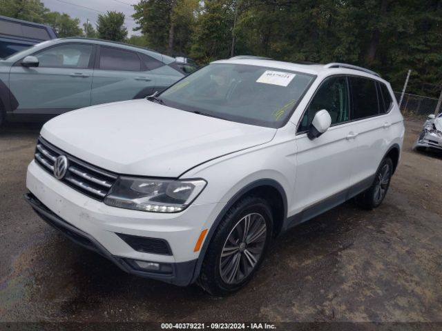 3VV2B7AXXJM084254 Volkswagen Tiguan 2.0t Se/2.0t Sel