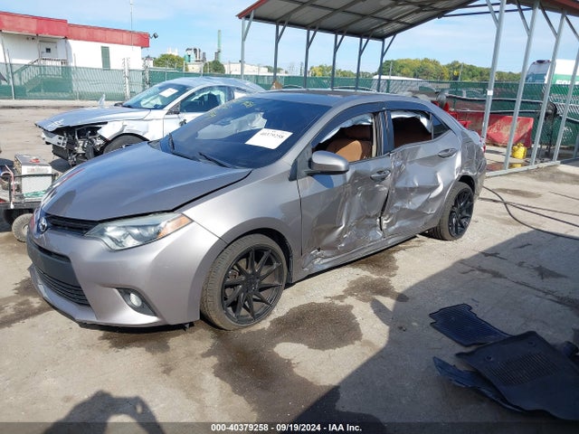 Toyota COROLLA LE 2015 2T1BURHEXFC414970 Image 2