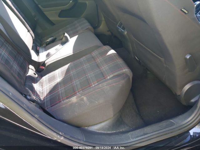 3VW4T7AU1FM069740 Volkswagen Golf Gti 2.0t S 4-door