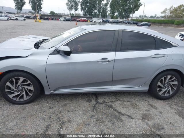 2HGFC2F7XHH556469 Honda CIVIC EX