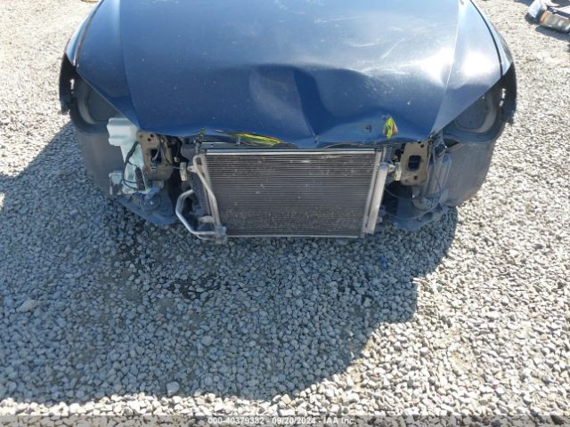 1VWBV7A33FC059513 Volkswagen Passat 2.0l Tdi Se