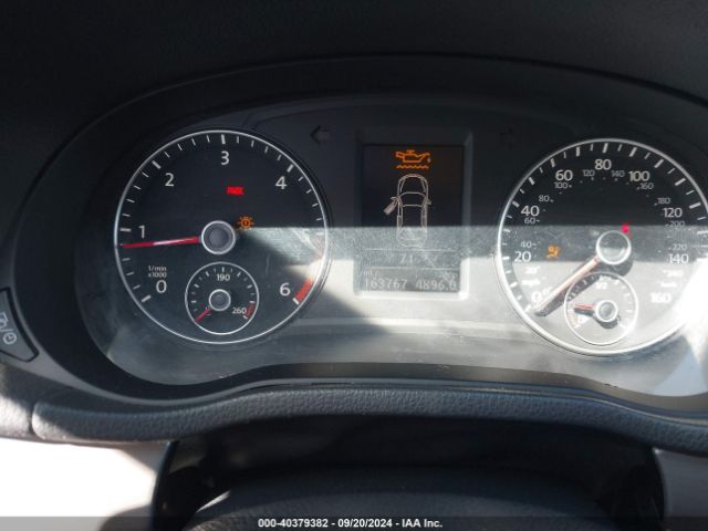 1VWBV7A33FC059513 Volkswagen Passat 2.0l Tdi Se